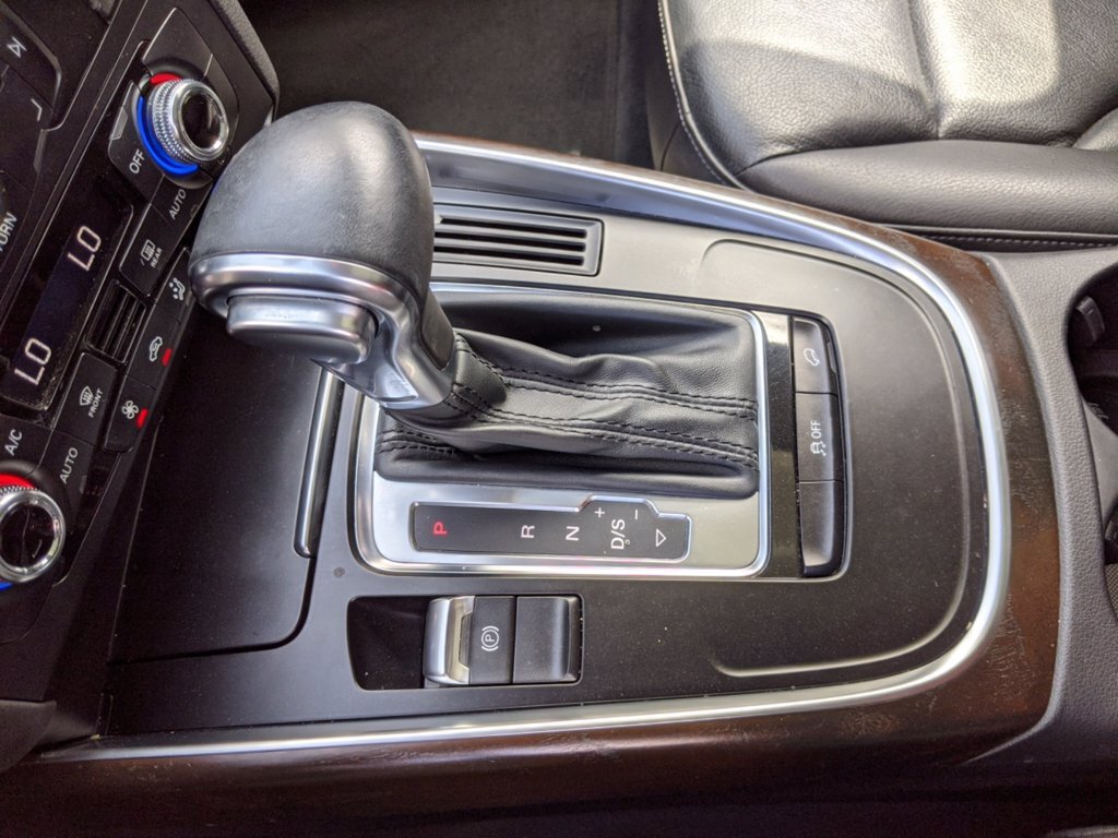 2015 Audi Q5 2.0T quattro Premium - Photo 16 - Los Angeles, CA 91306