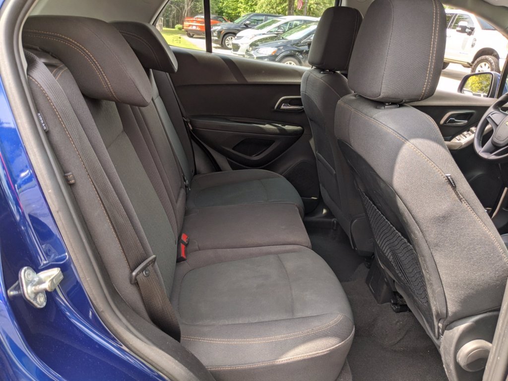 2017 Chevrolet Trax LS - Photo 24 - Los Angeles, CA 91306
