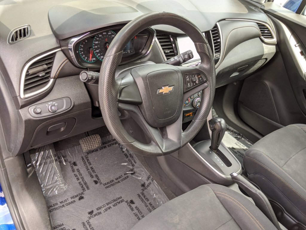 2017 Chevrolet Trax LS - Photo 13 - Los Angeles, CA 91306