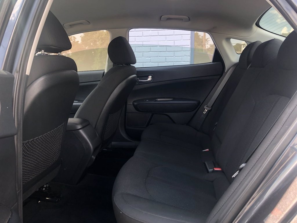2019 Kia Optima LX - Photo 8 - Los Angeles, CA 91306