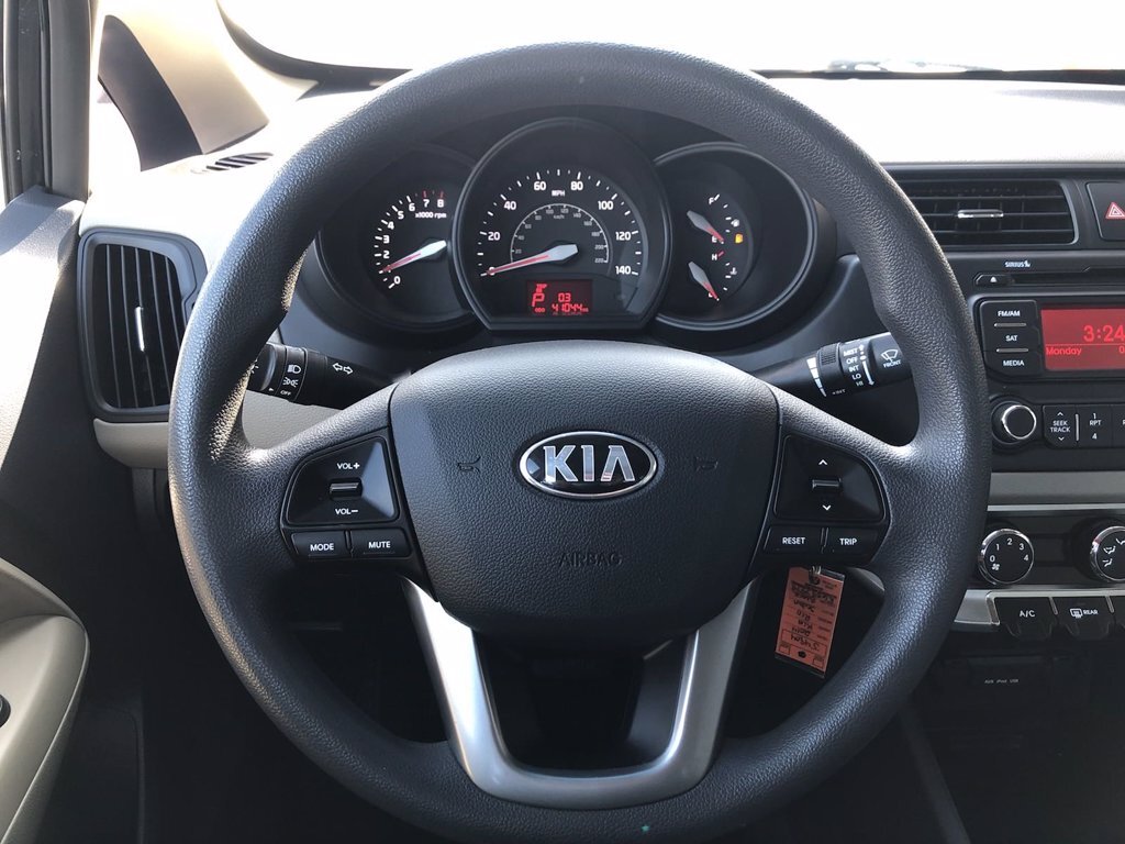 2014 Kia Rio LX - Photo 10 - Los Angeles, CA 91306