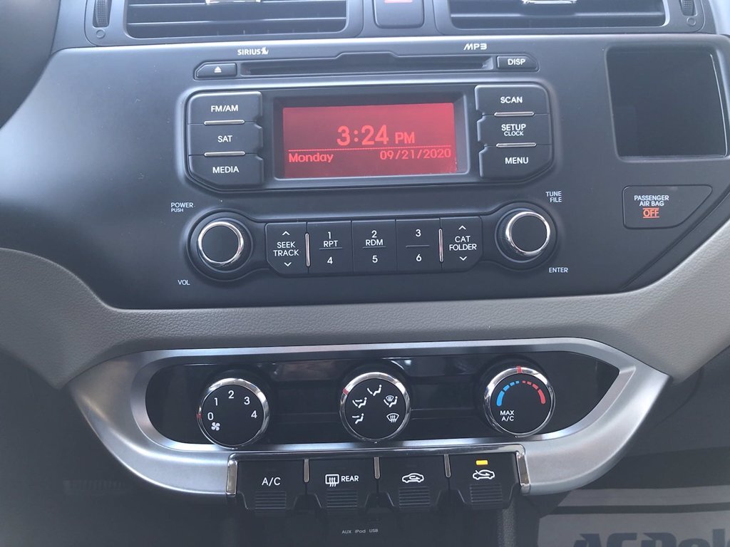 2014 Kia Rio LX - Photo 11 - Los Angeles, CA 91306