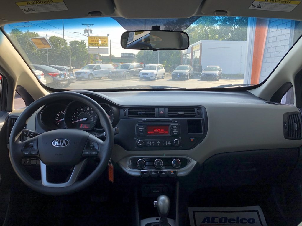 2014 Kia Rio LX - Photo 9 - Los Angeles, CA 91306