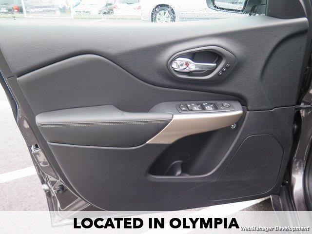 2017 Jeep Cherokee Limited - Photo 24 - Los Angeles, CA 91306