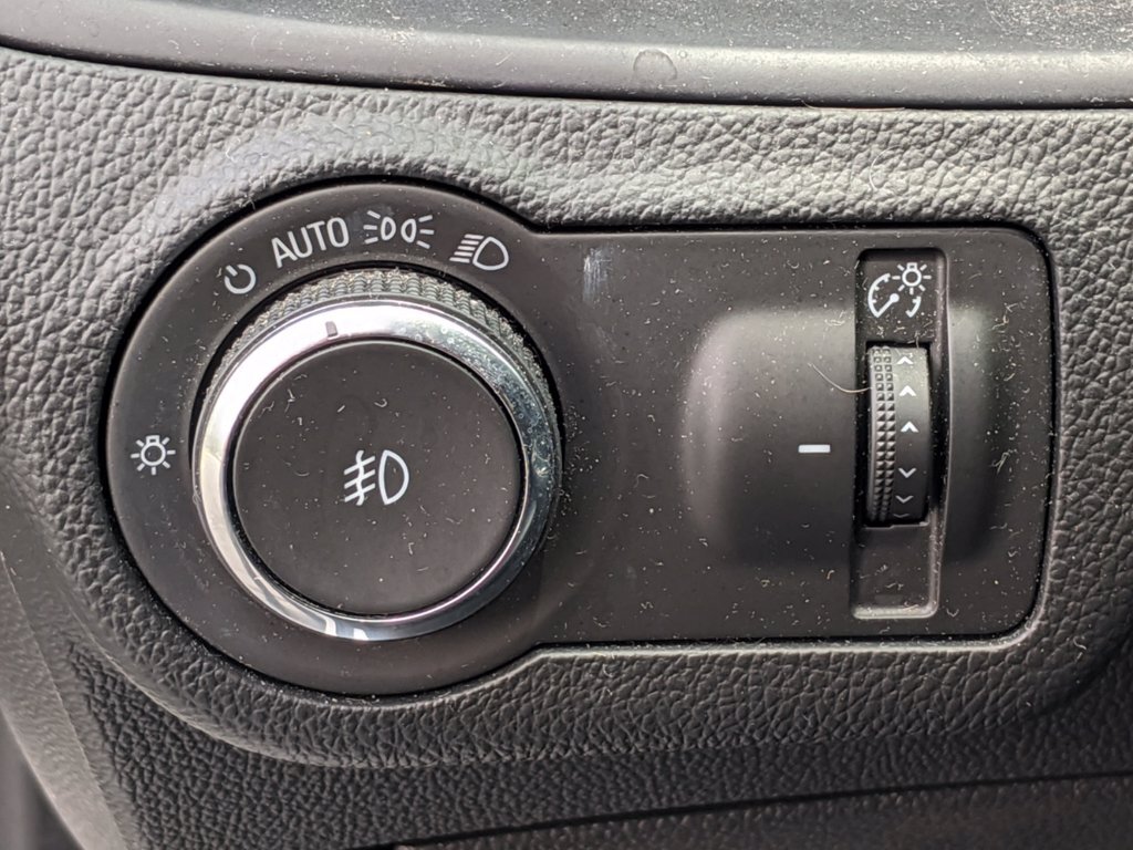 2017 Buick Envision Essence - Photo 11 - Los Angeles, CA 91306