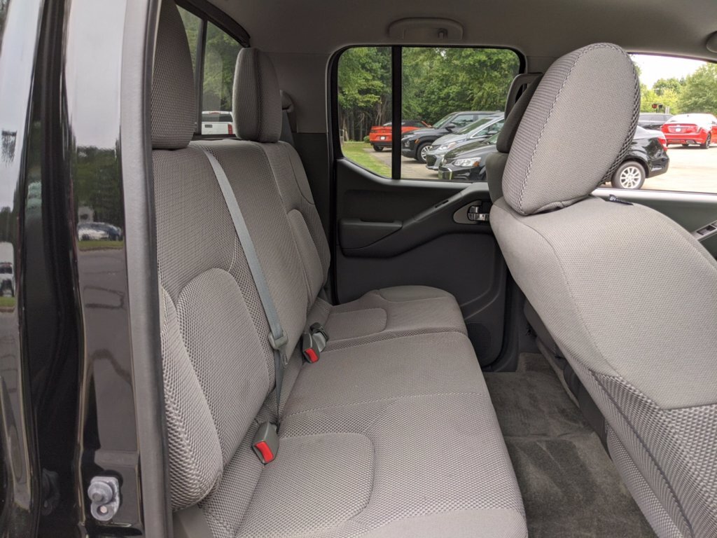 2016 Nissan Frontier SV - Photo 24 - Los Angeles, CA 91306