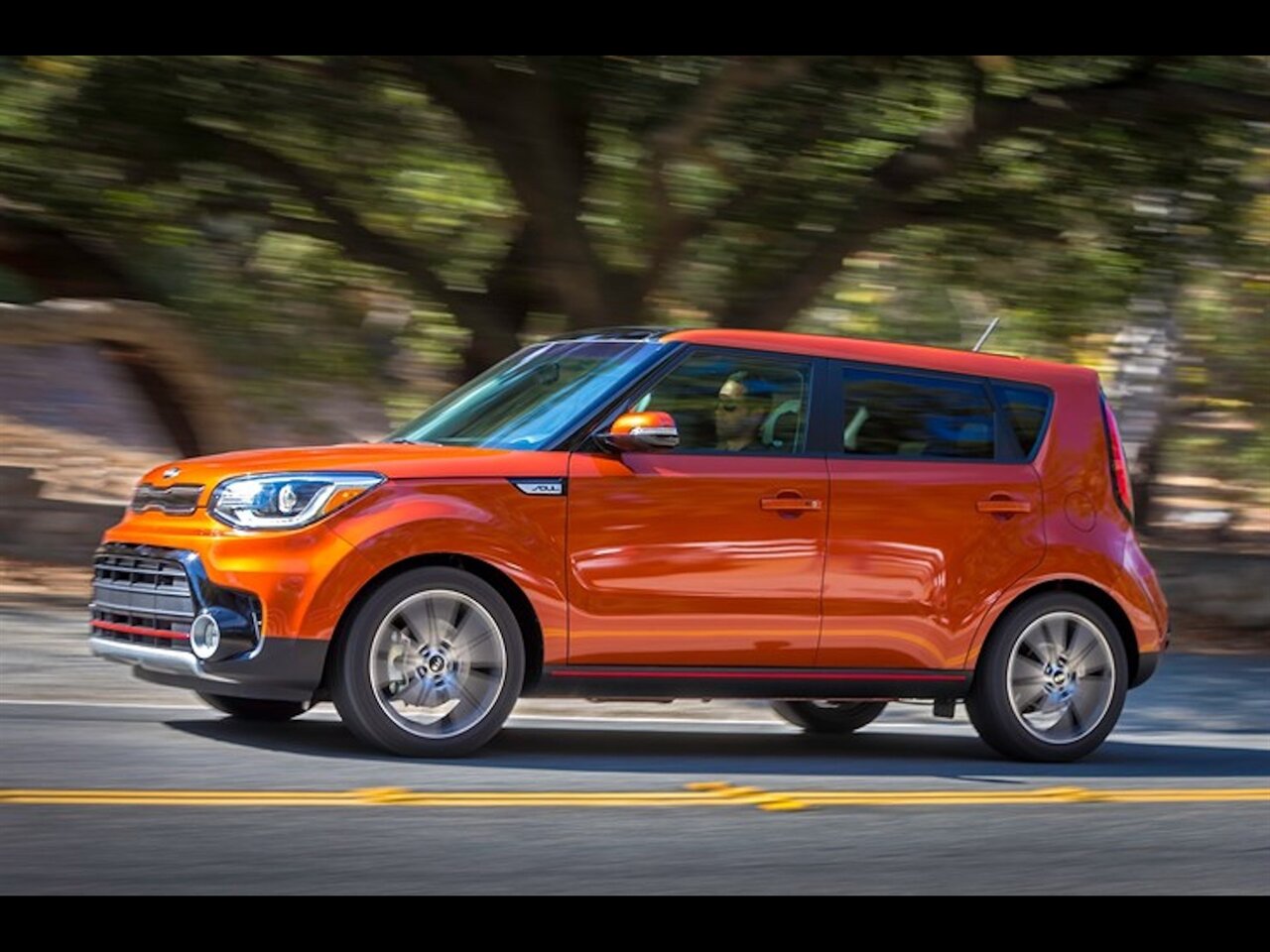 2019 Kia Soul +   - Photo 1 - Los Angeles, CA 91306