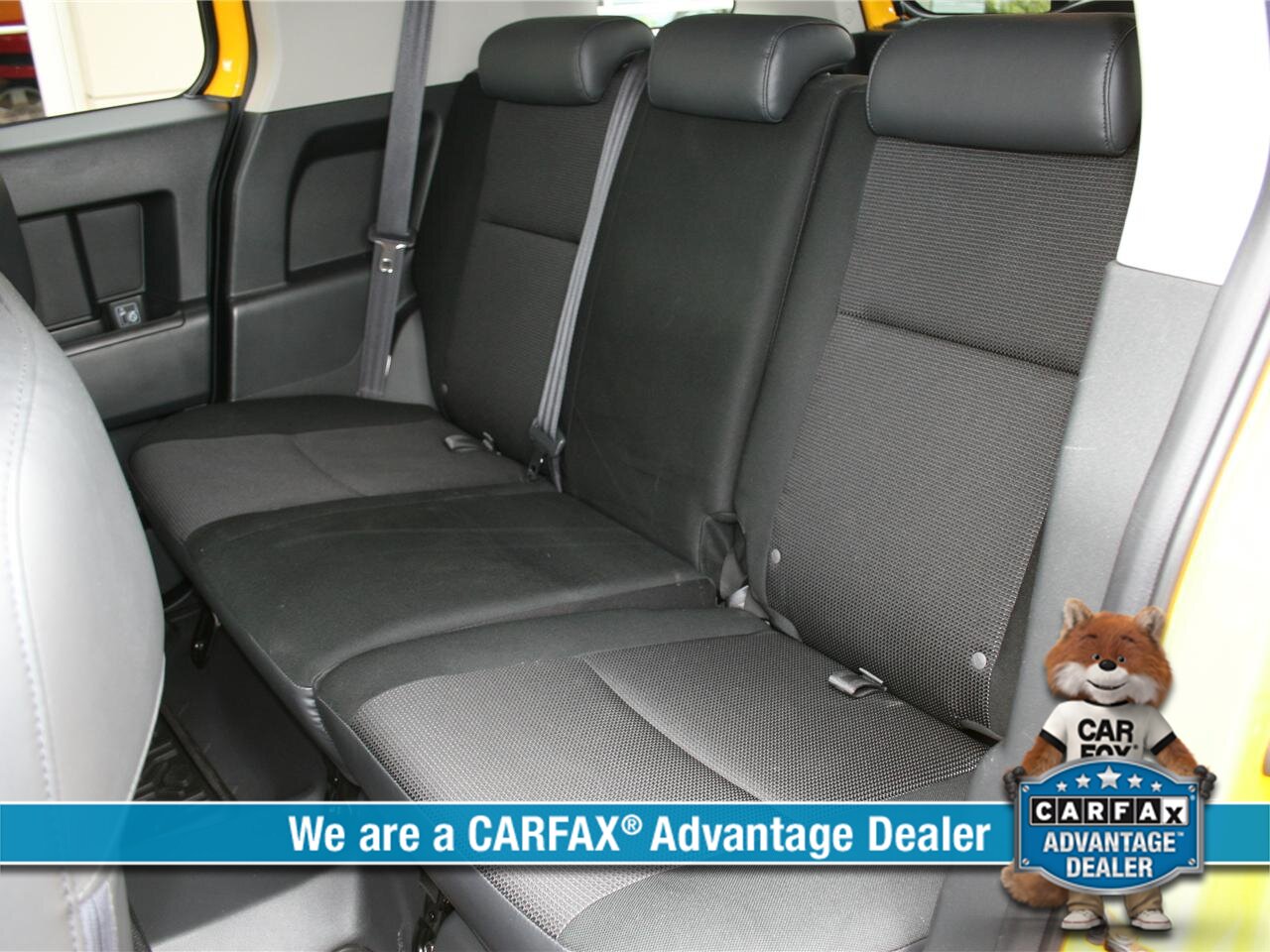 2007 Toyota FJ Cruiser 4dr SUV - Photo 6 - Los Angeles, CA 91306