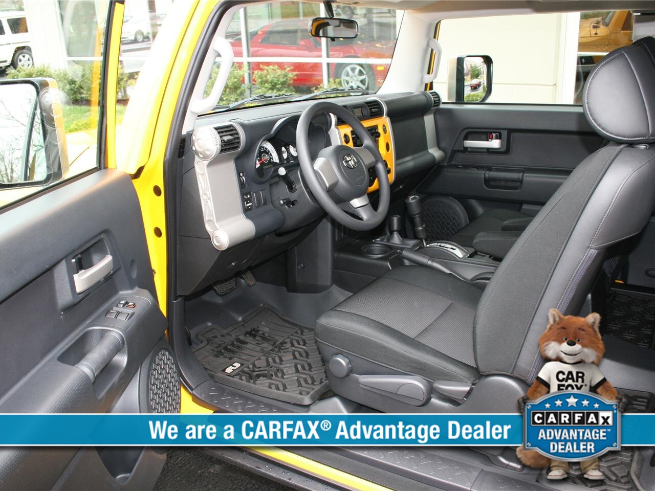 2007 Toyota FJ Cruiser 4dr SUV - Photo 5 - Los Angeles, CA 91306