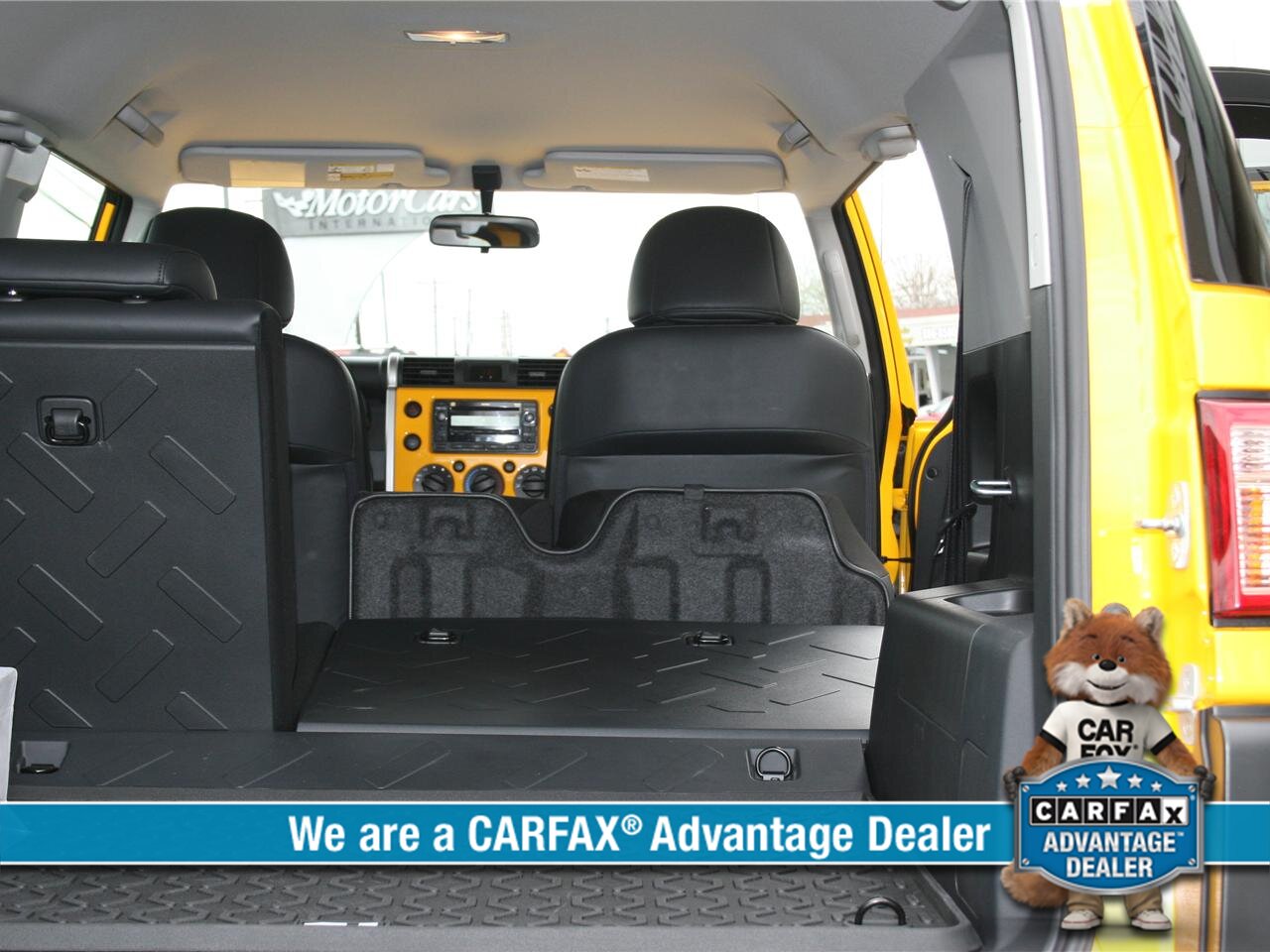 2007 Toyota FJ Cruiser 4dr SUV - Photo 8 - Los Angeles, CA 91306