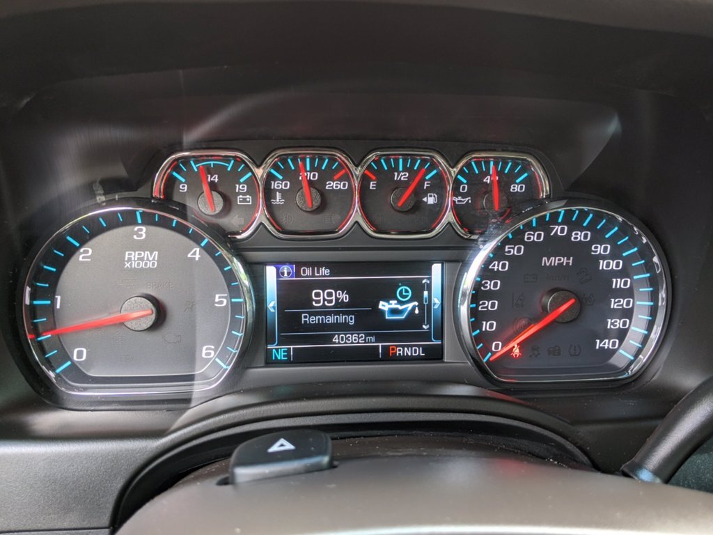 2019 Chevrolet Tahoe LT - Photo 14 - Los Angeles, CA 91306