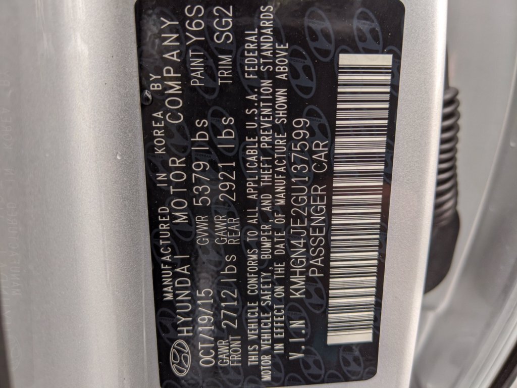 2016 Hyundai Genesis 3.8L - Photo 30 - Los Angeles, CA 91306