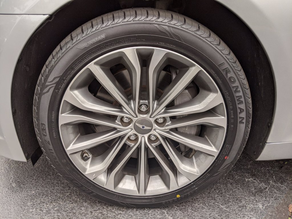 2016 Hyundai Genesis 3.8L - Photo 29 - Los Angeles, CA 91306