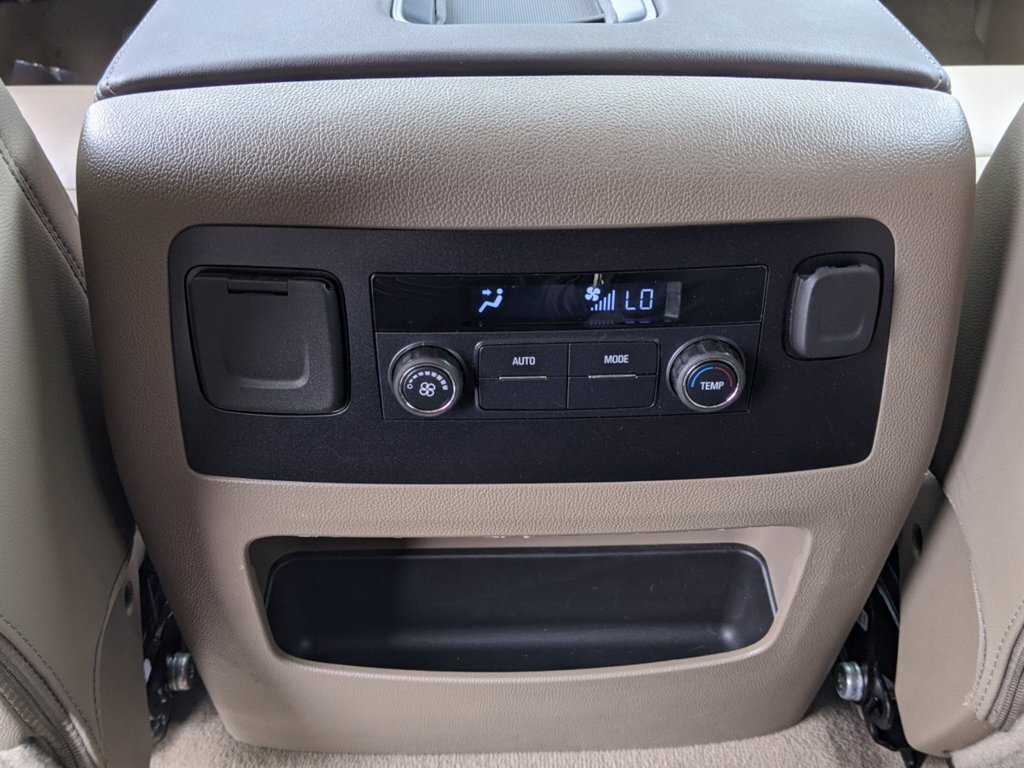 2019 Chevrolet Tahoe LT - Photo 21 - Los Angeles, CA 91306