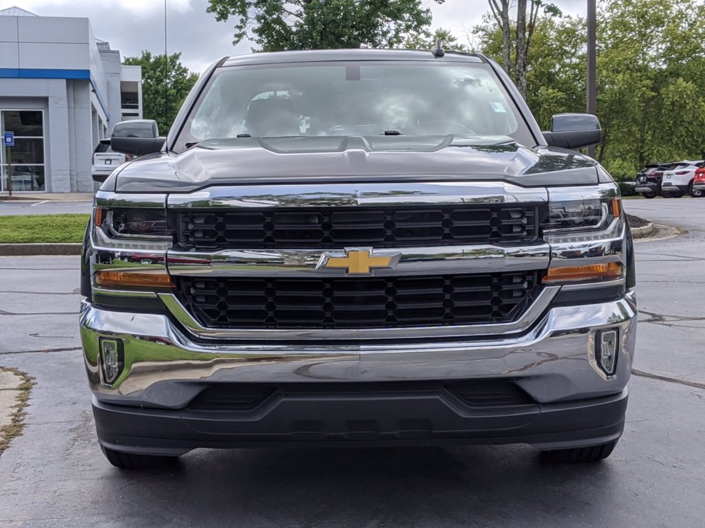 2017 Chevrolet Silverado 1500 LT - Photo 2 - Los Angeles, CA 91306