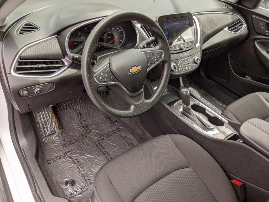 2020 Chevrolet Malibu LT - Photo 13 - Los Angeles, CA 91306