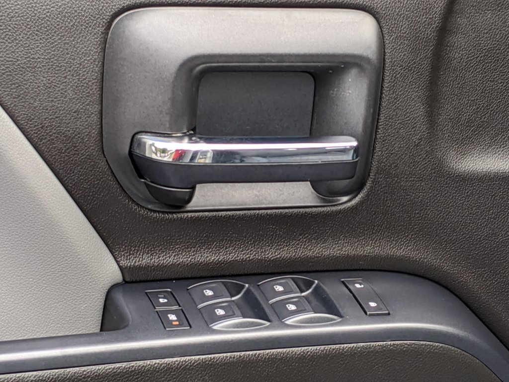 2018 GMC Sierra 1500 - Photo 10 - Los Angeles, CA 91306