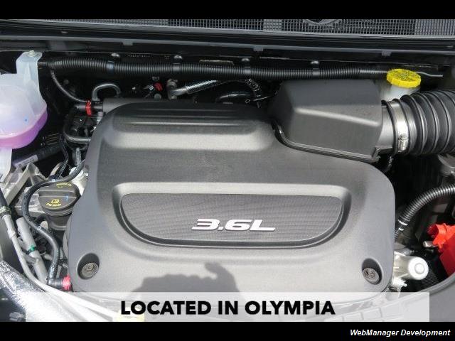 2017 Chrysler Pacifica Touring-L - Photo 34 - Los Angeles, CA 91306