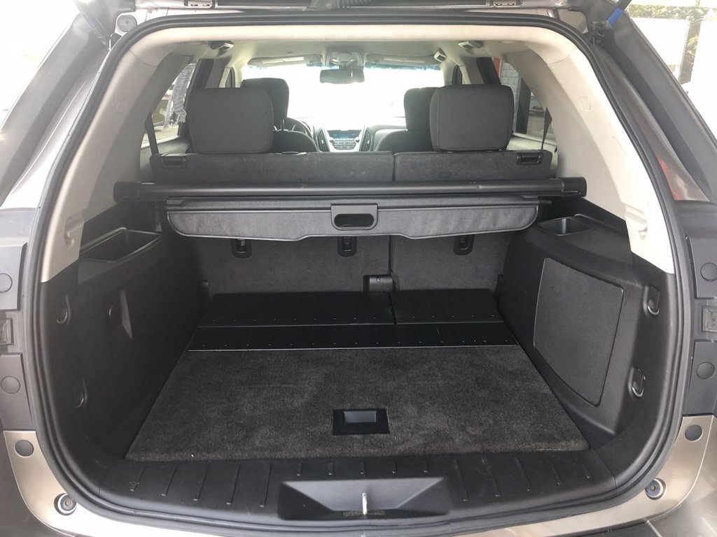 2011 Chevrolet Equinox LT - Photo 6 - Los Angeles, CA 91306