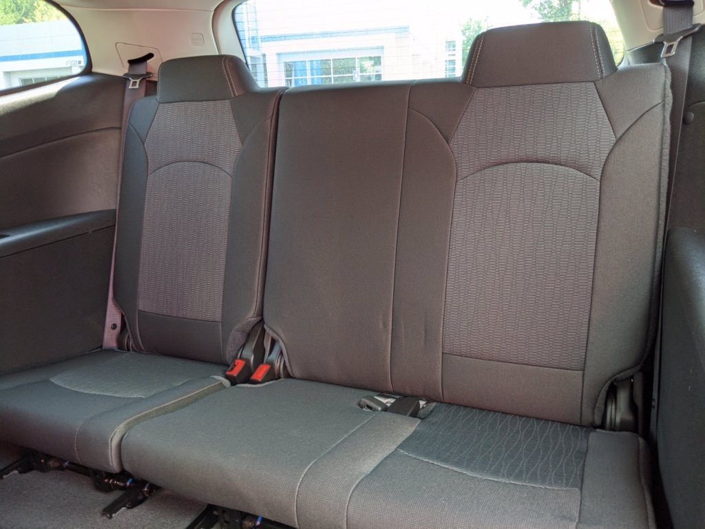 2017 Chevrolet Traverse LT - Photo 23 - Los Angeles, CA 91306