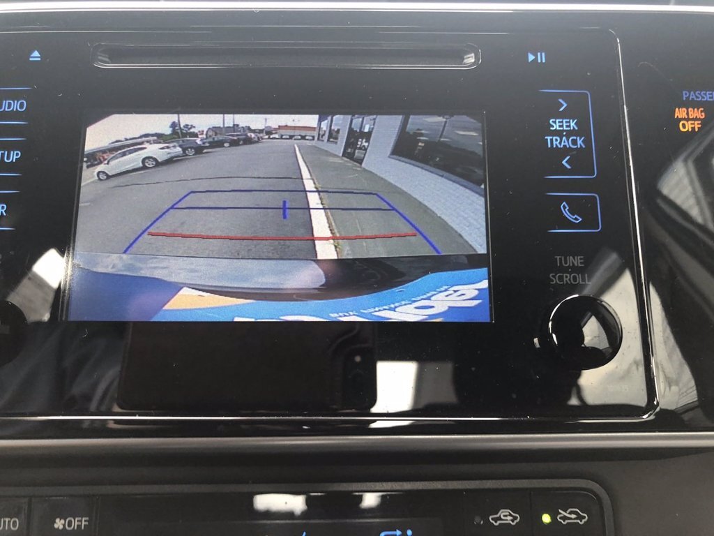 2018 Toyota Corolla L - Photo 13 - Los Angeles, CA 91306