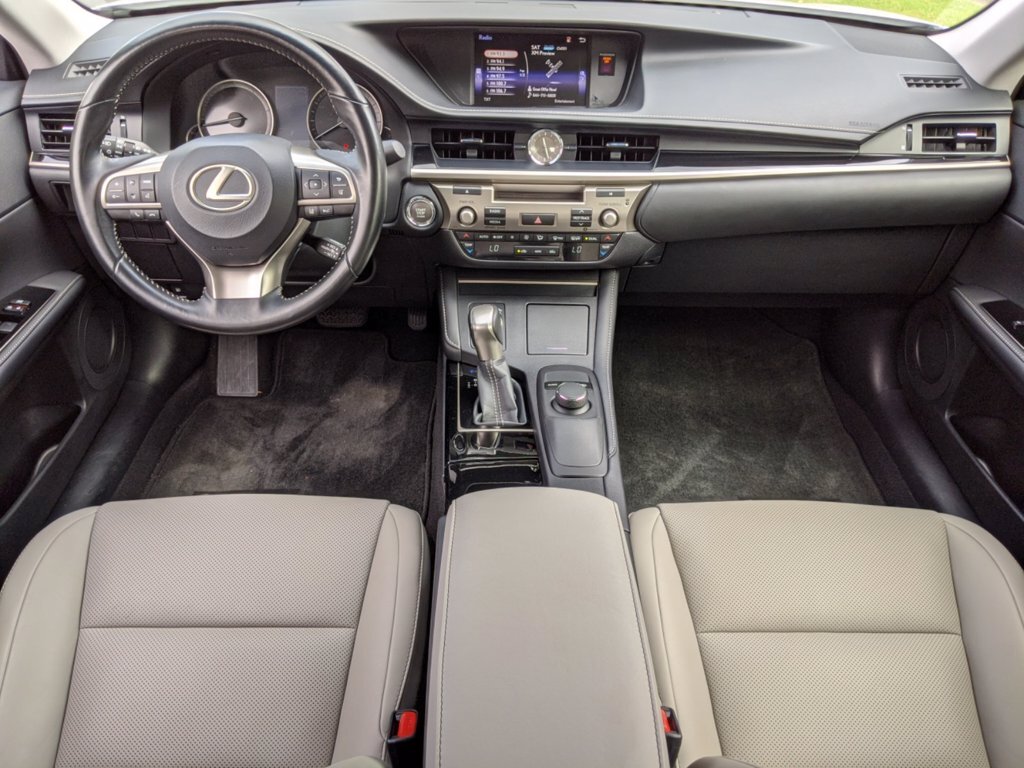 2017 Lexus ES 350 - Photo 21 - Los Angeles, CA 91306