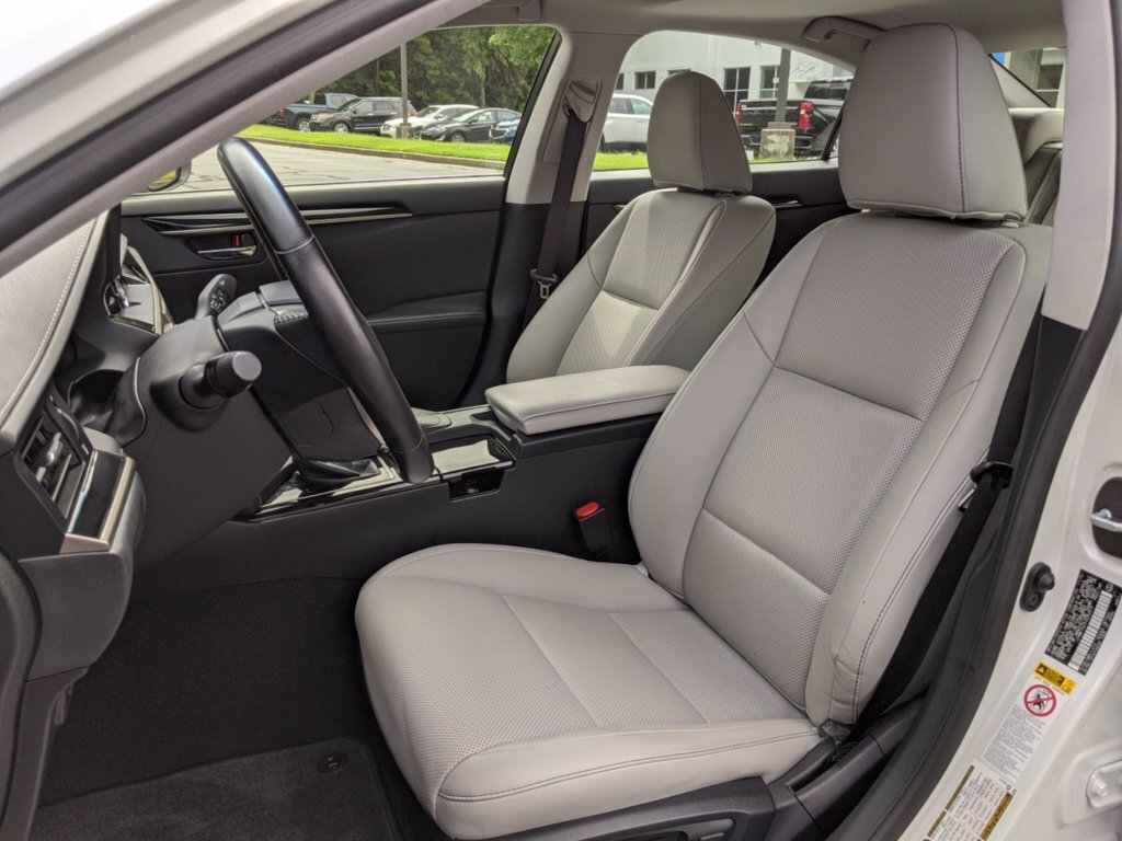 2017 Lexus ES 350 - Photo 12 - Los Angeles, CA 91306