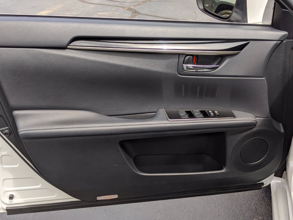 2017 Lexus ES 350 - Photo 9 - Los Angeles, CA 91306