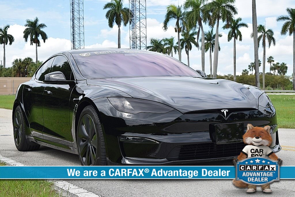2021 Tesla Xx Plaid   - Photo 1 - Los Angeles, CA 91306