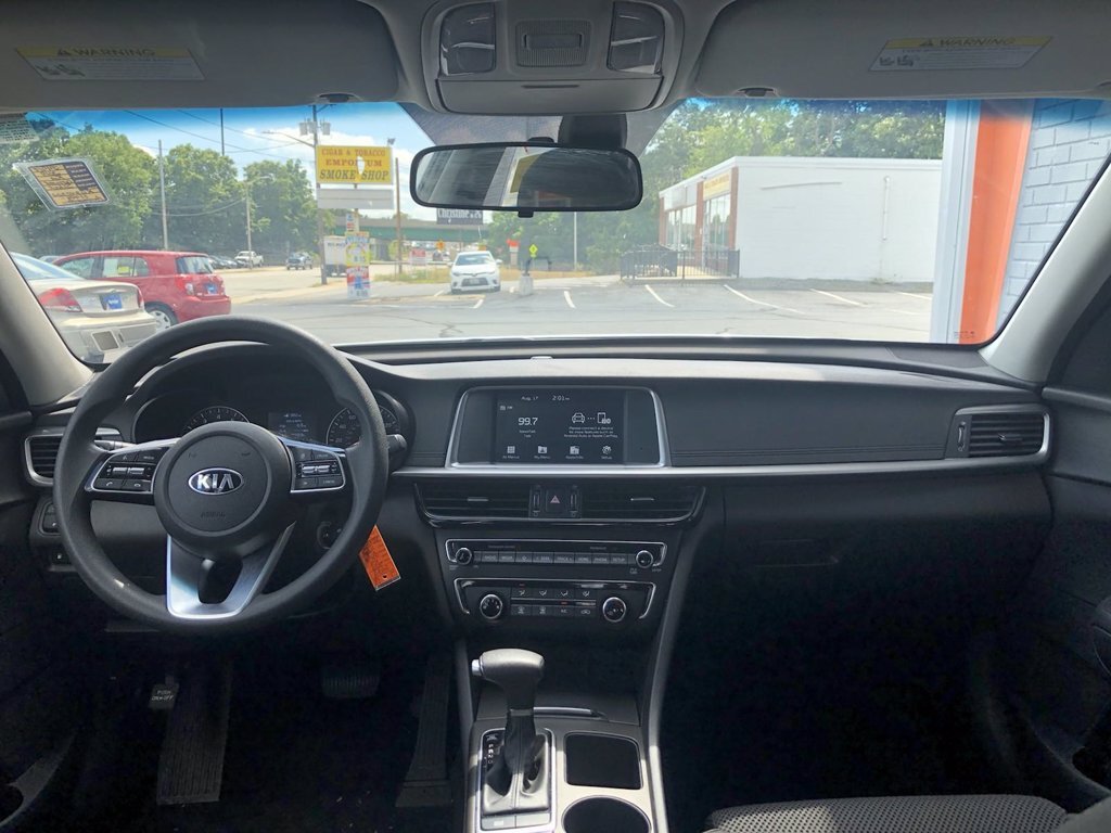 2019 Kia Optima LX - Photo 9 - Los Angeles, CA 91306