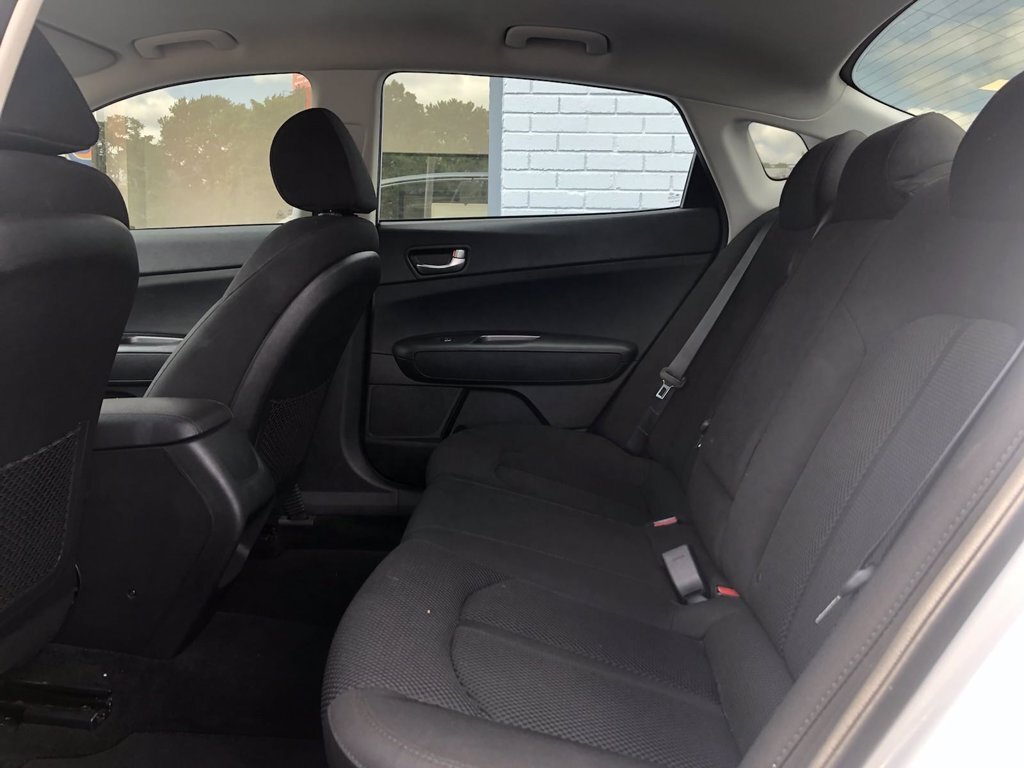 2019 Kia Optima LX - Photo 8 - Los Angeles, CA 91306